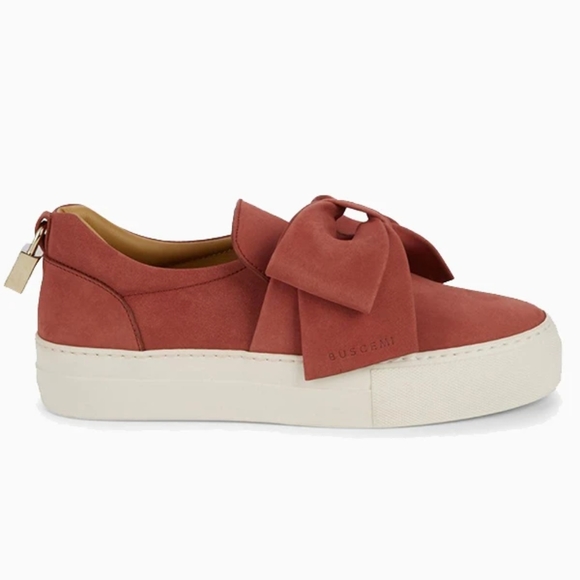 NWT Buscemi 40 MM Bow Numbuck in Litchi - Picture 1 of 12
